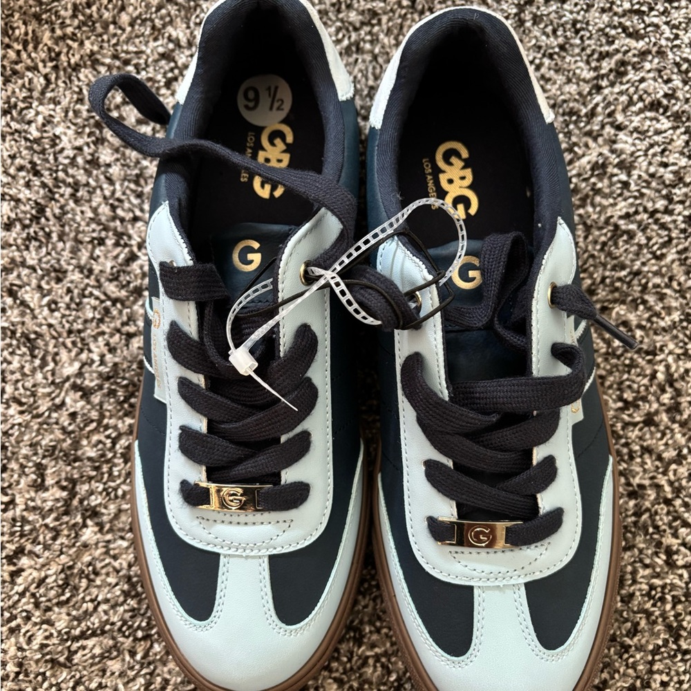 Gianni Bini Black and Gray Retro Sneakers